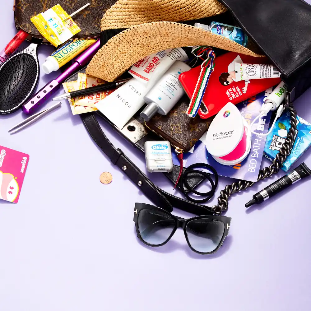 Leslie Grossman What&rsquo;s In My Bag