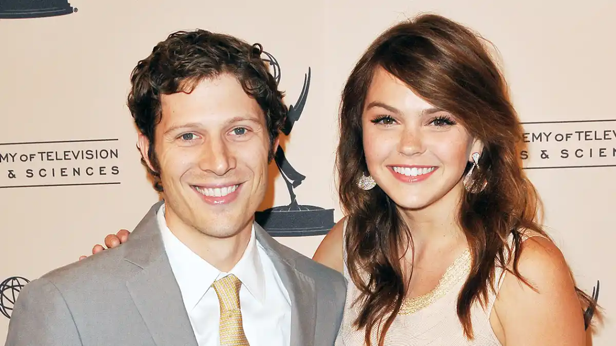Zach Gilford Aimee Teegarden