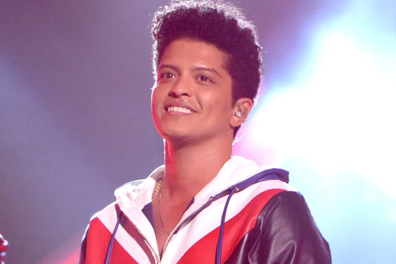 Bruno Mars, AMA, Performance