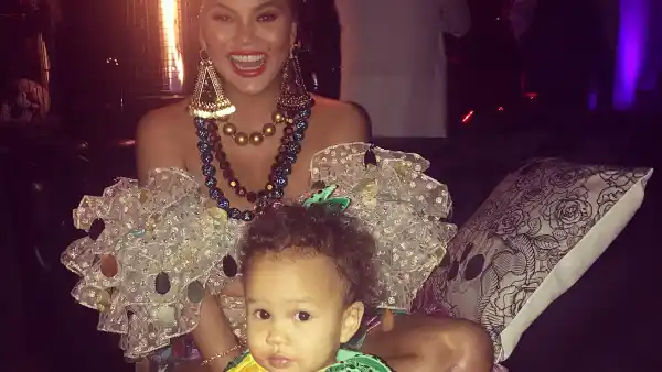 Chrissy Teigen Luna