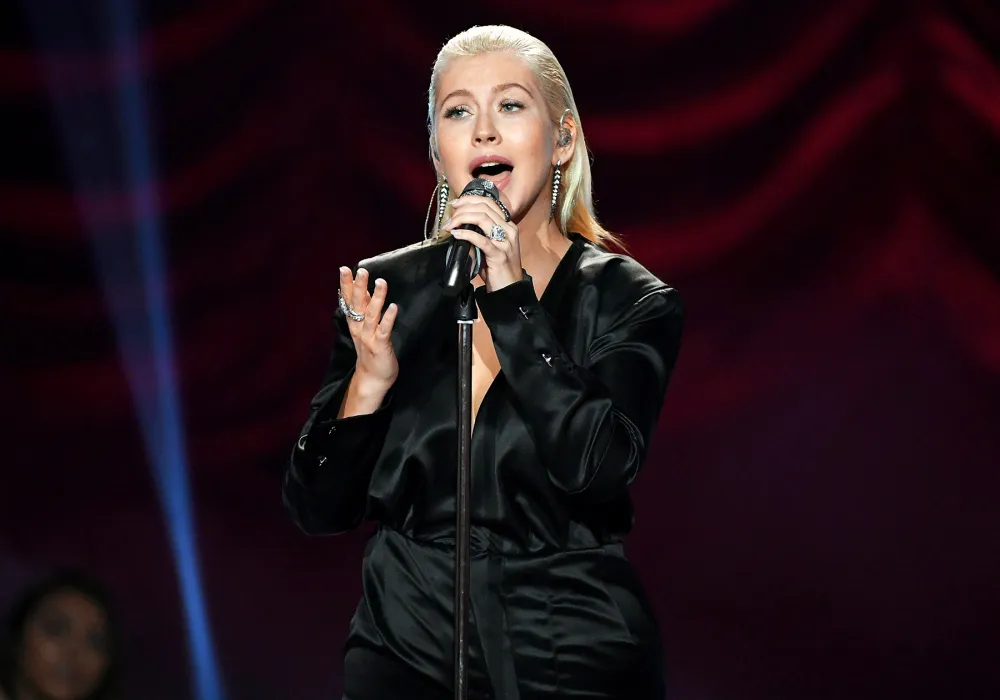 Christina Aguilera AMAs 2017