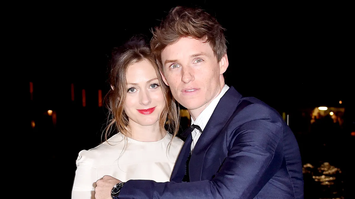 Eddie-Redmayne-and-Hannah-Bagshawe-Expecting