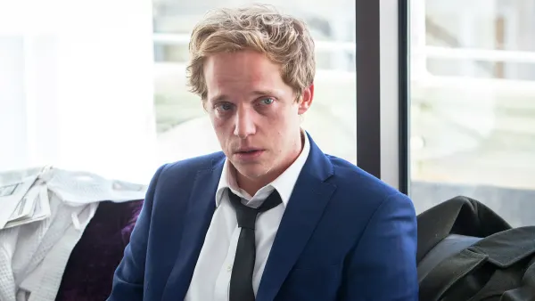 Chris Geere as Joel on ‘Ill Behaviour’
