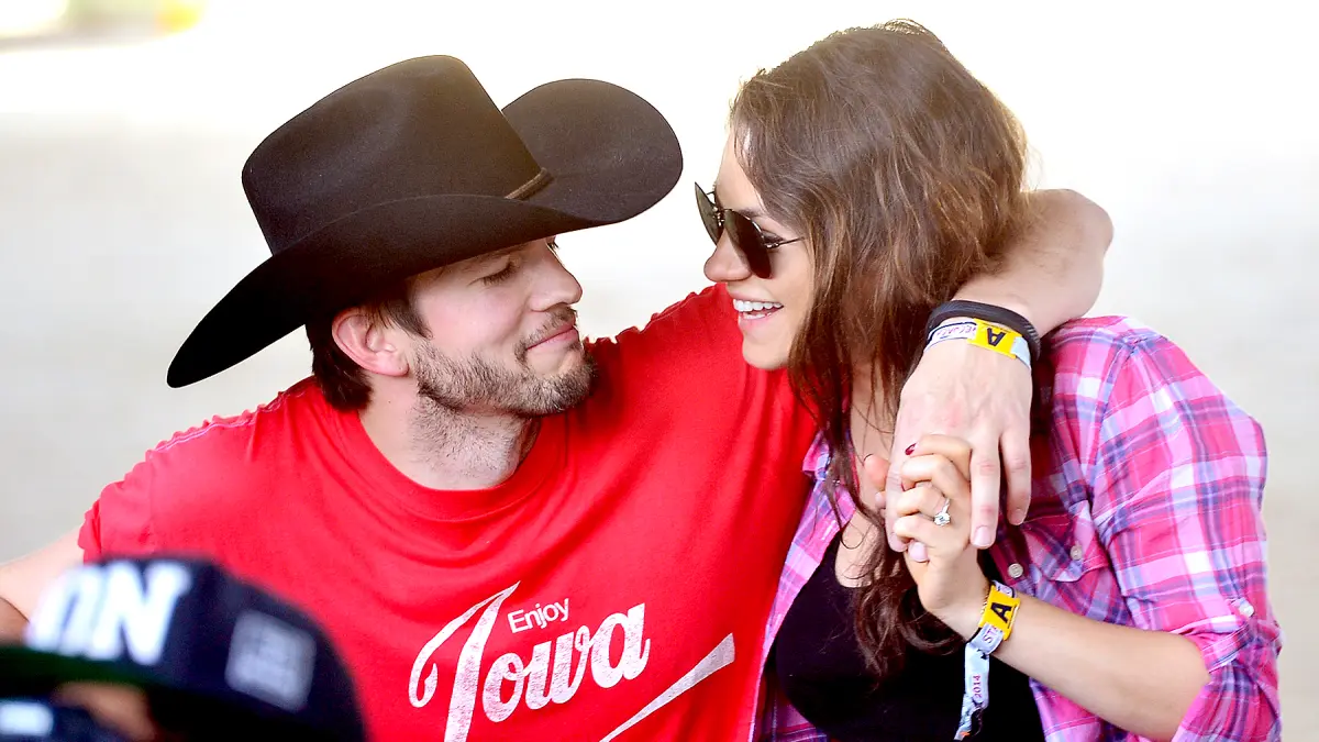 Mila-Kunis-Ashton-Kutcher-kids