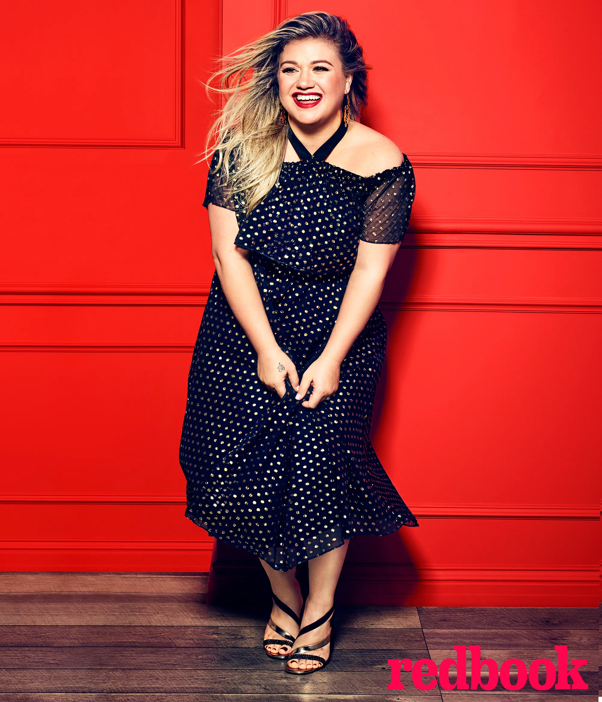 Kelly Clarkson Redbook Cover