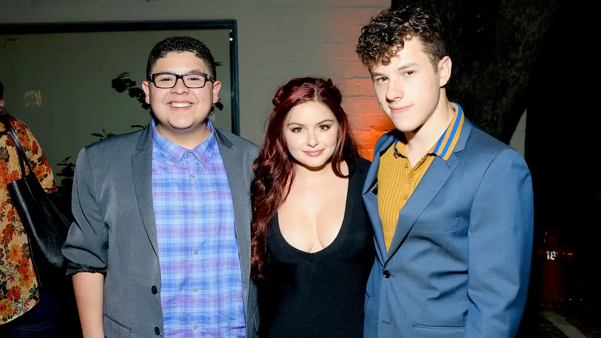 Rico-Rodriguez,-Ariel-Winter-and-Nolan-Gould