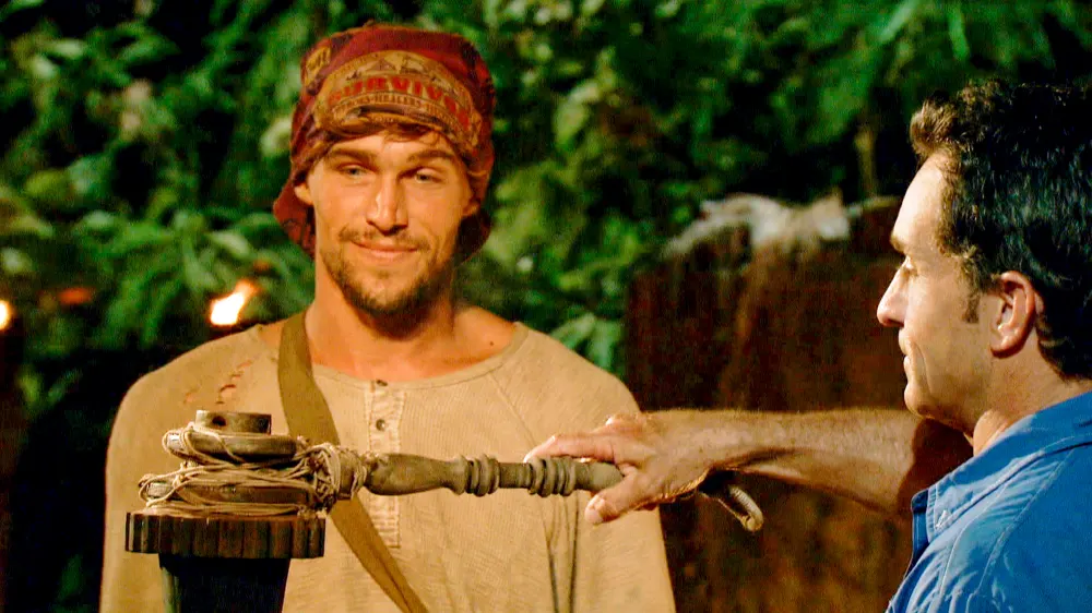 Jeff Probst extinguishes Cole Medders' torch at Tribal Council on Survivor themed &lsquo;Heroes vs. Healers vs. Hustlers&lsquo;