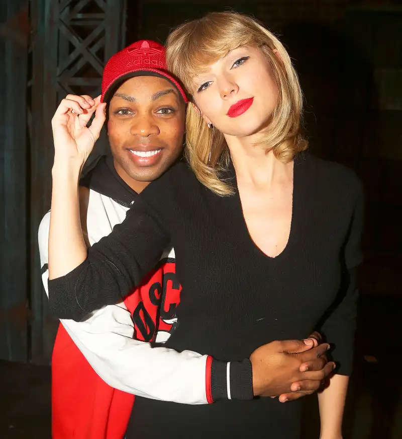 Todrick Hall and Taylor Swift pose backstage at the musical "Kinky Boots" on Broadway at The Al Hirschfeld Theater on November 23, 2016 in New York City.