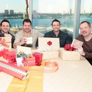 Drew Lachey Nick Lachey Jeff Timmons Justin Jeffre 98 Degrees