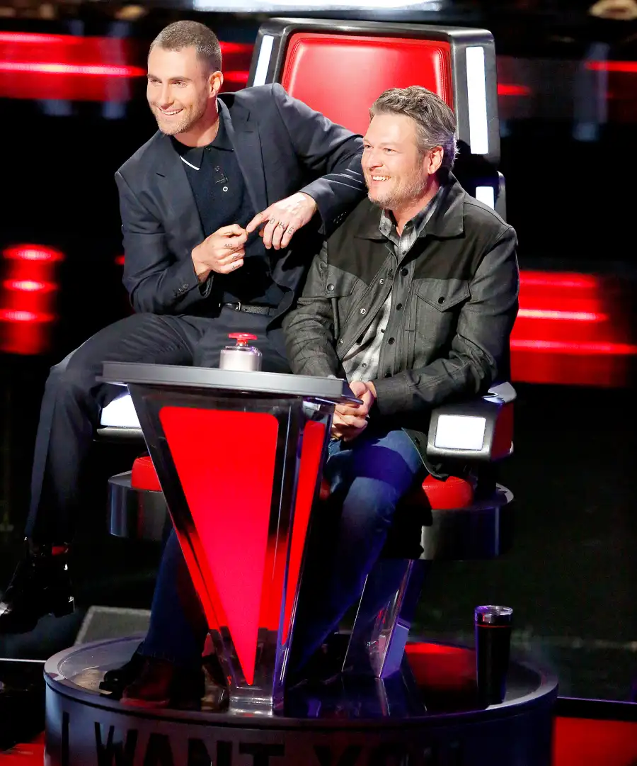 adam-levine-blake-shelton-the-voice-chair
