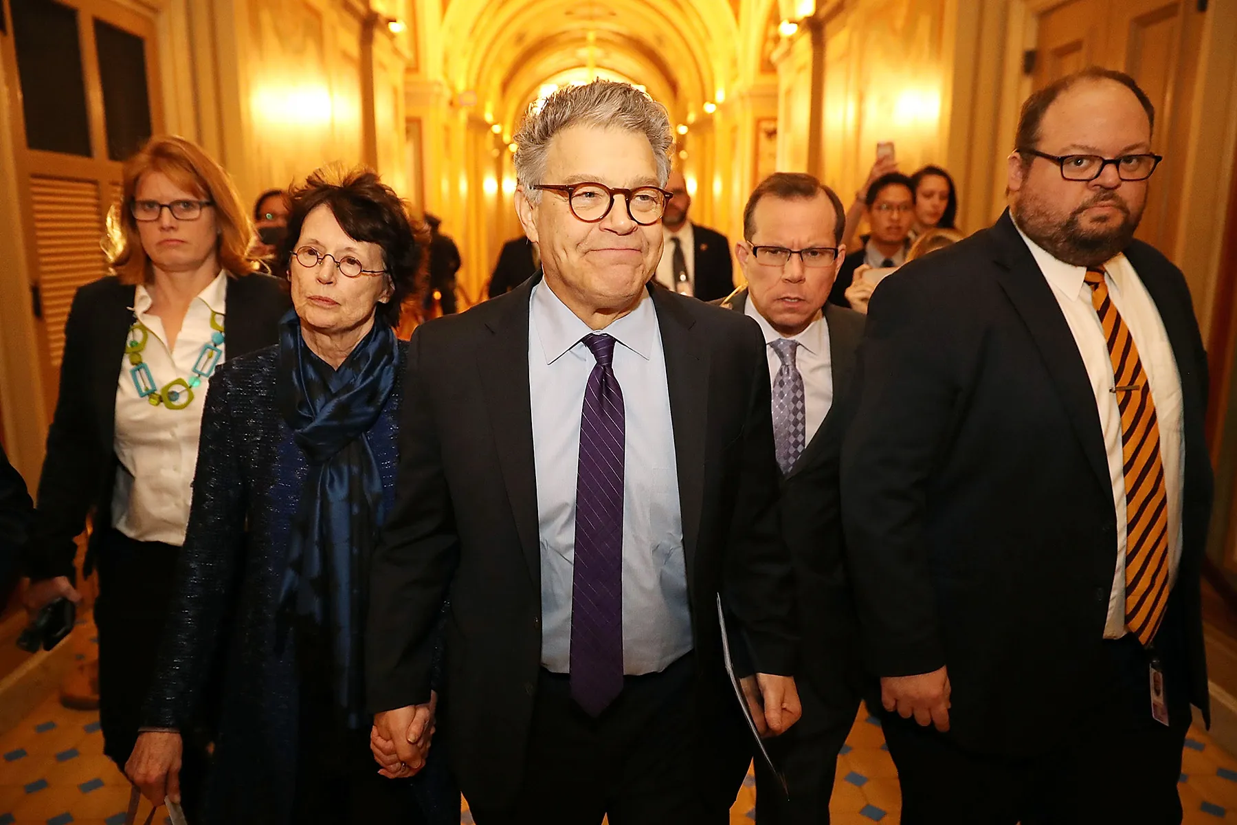 Al Franken resigns