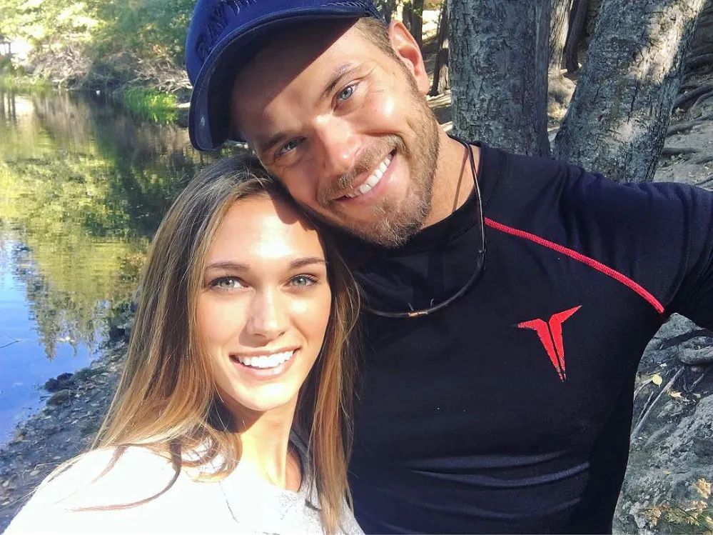 Brittany Gonzales, Kellan Lutz, Married, Wedding Ring