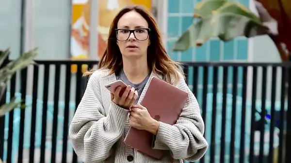 Catt Sadler in Los Angeles, California on December 20, 2017