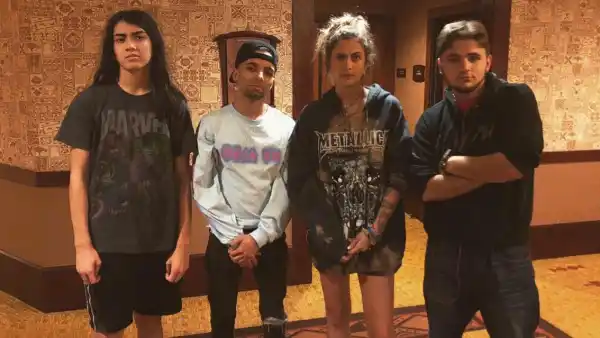 jackson-siblings-christmas