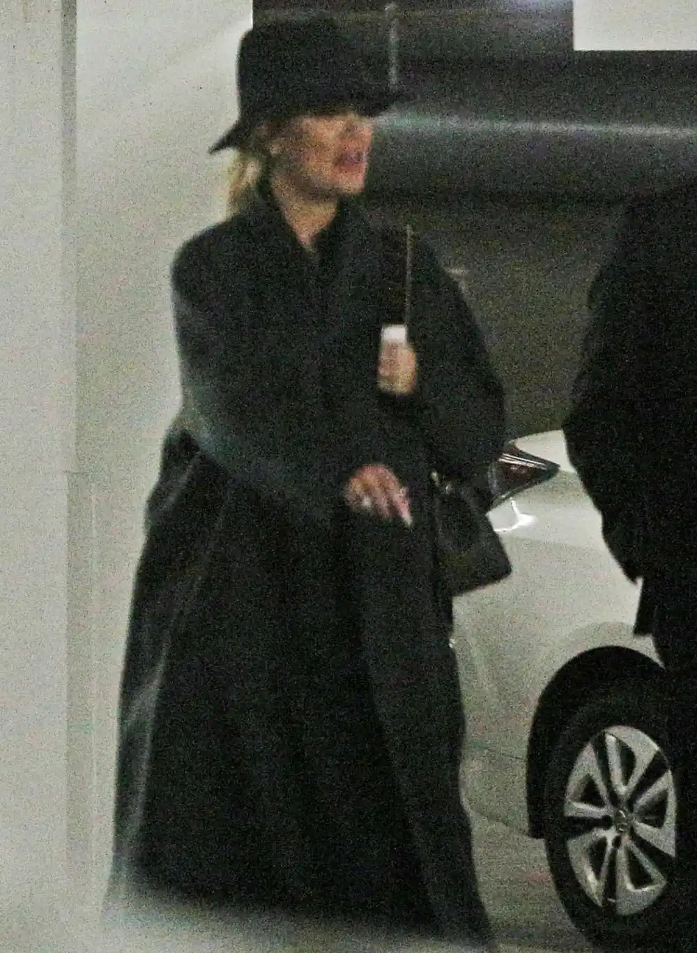 khloe-kardashian-doctors-office