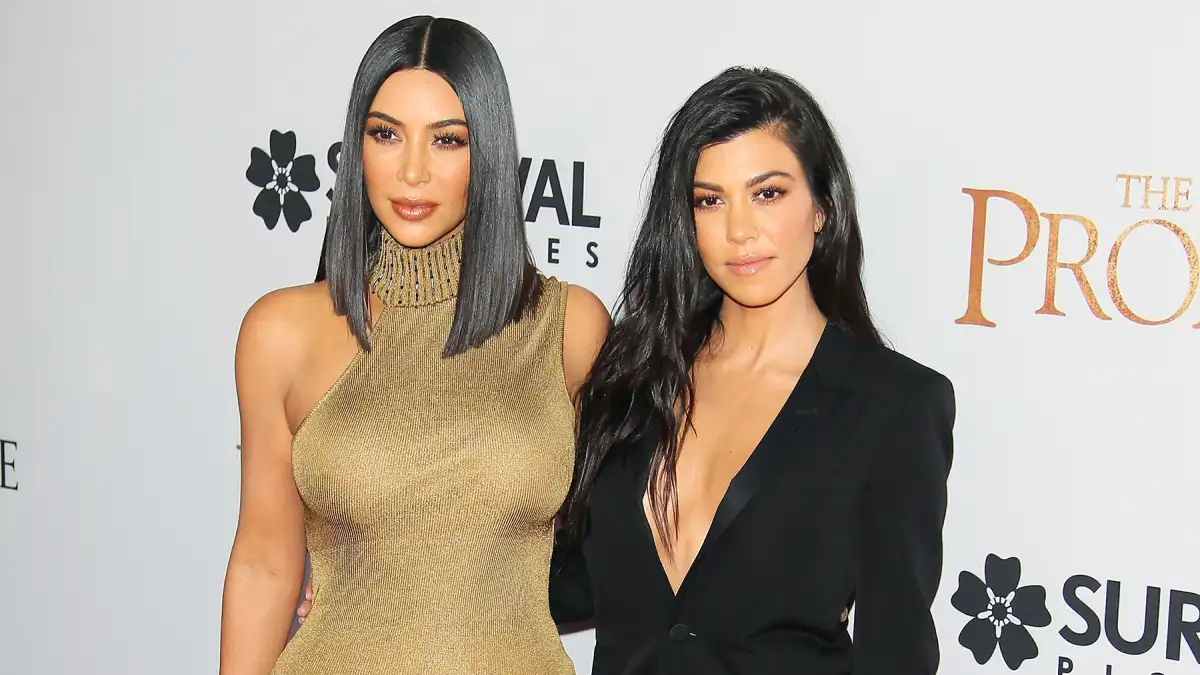 Kim Kardashian Kourtney Kardashian
