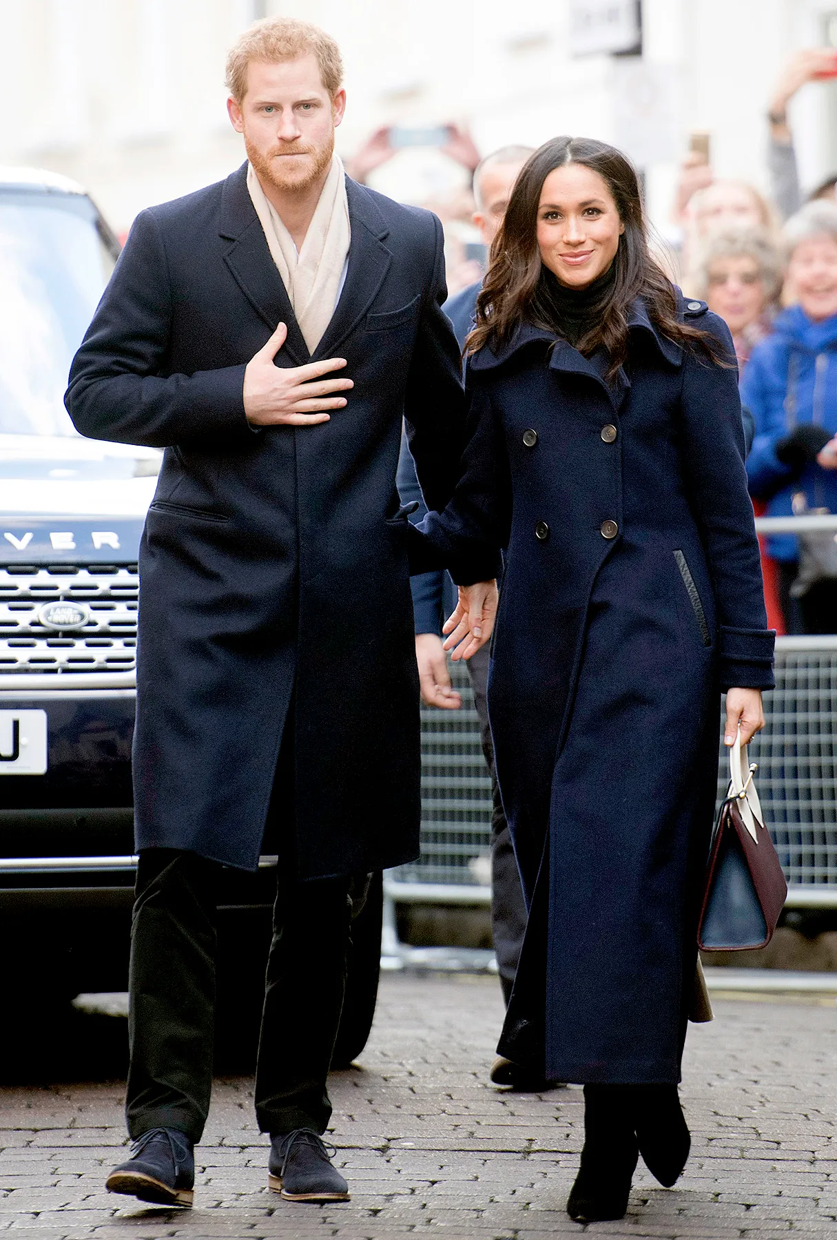 prince-harry-meghan-markle-family-upset