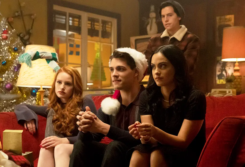 Madelaine Petsch as Cheryl Blossom, Casey Cott as Kevin Keller, Camila Mendes as Veronica Lodge, Ashleigh Murray as Josie McCoy, and Cole Sprouse as Jughead Jones on &lsquo;Riverdale&lsquo;