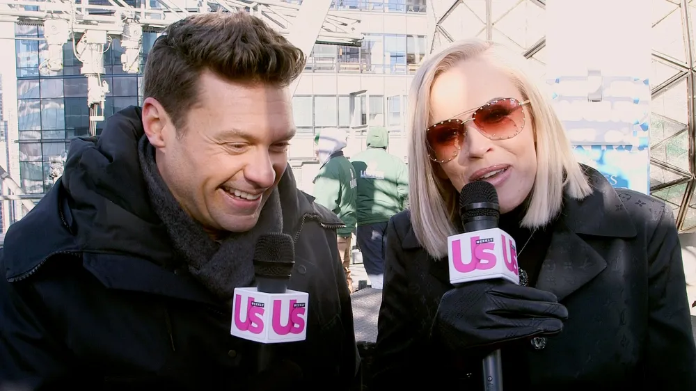 Ryan Seacrest and Jenny McCarthy