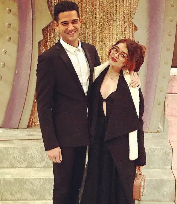 sarah-hyland-wells-adams