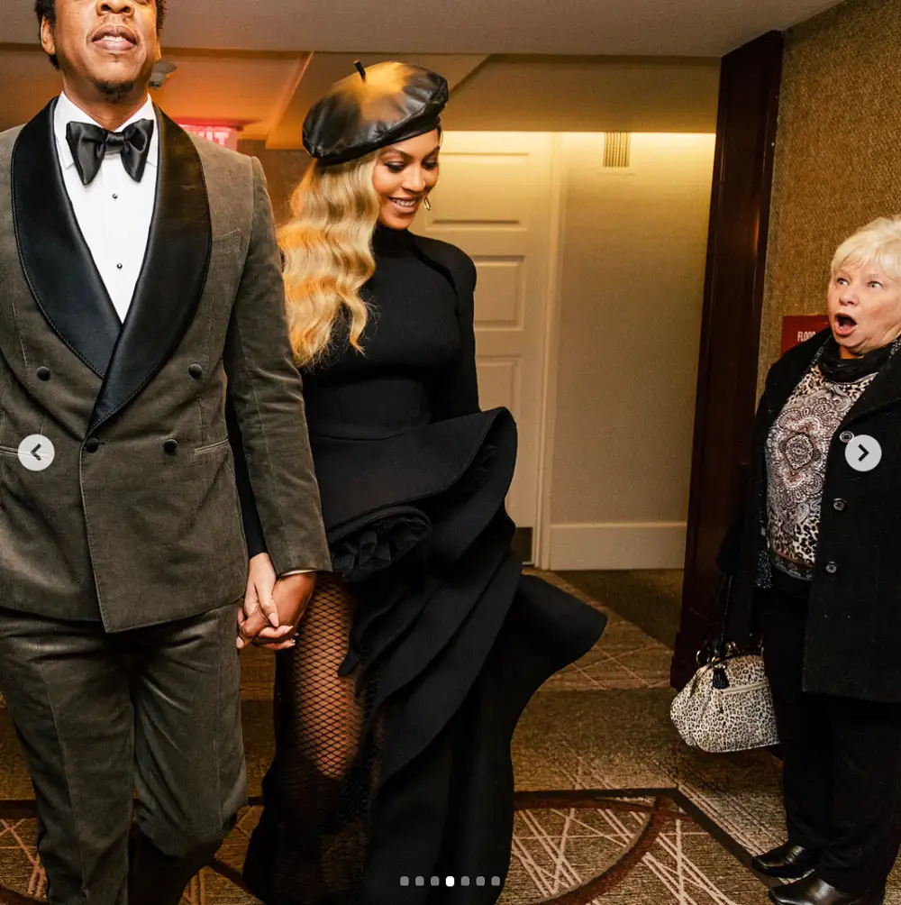 Jay Z Beyonce photobomb Grammys 2018