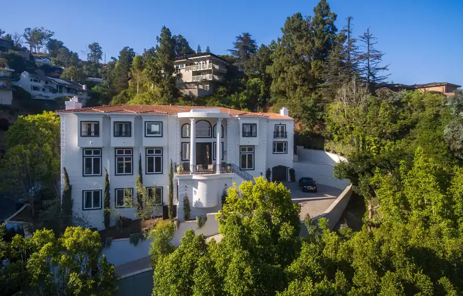 Dorit Kemsley mansion