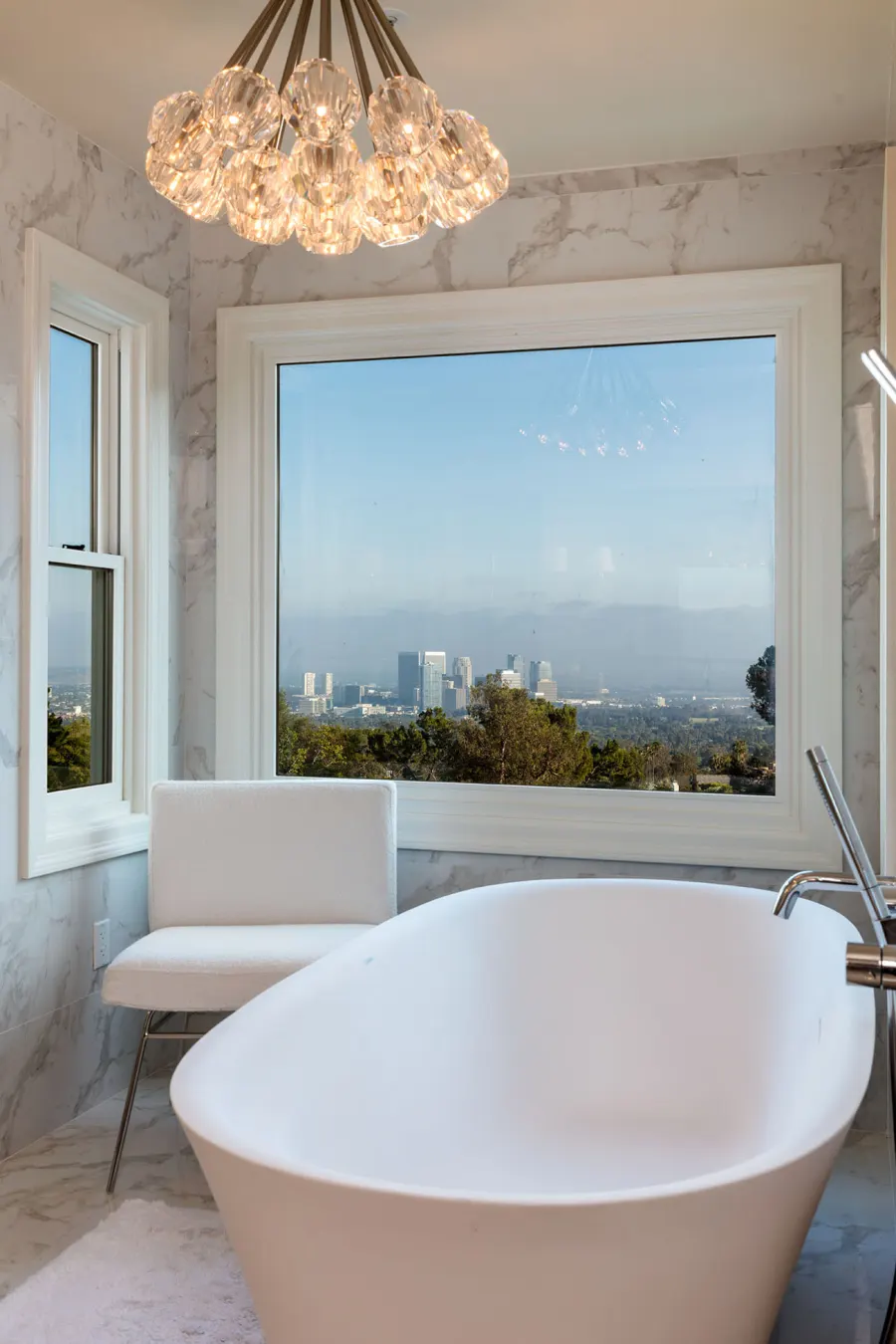 Dorit Kemsley mansion