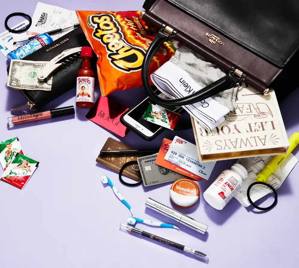 Francia Raisa What's In My Bag