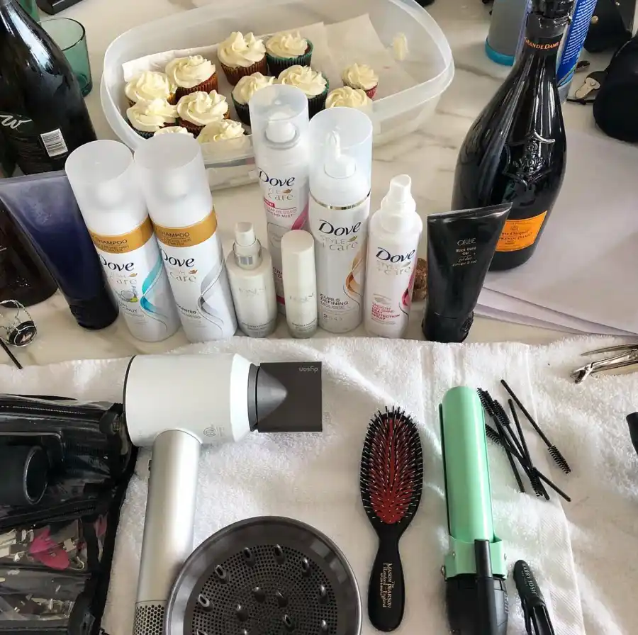 Gal Gadot Mark Townsend Golden Globes 2018