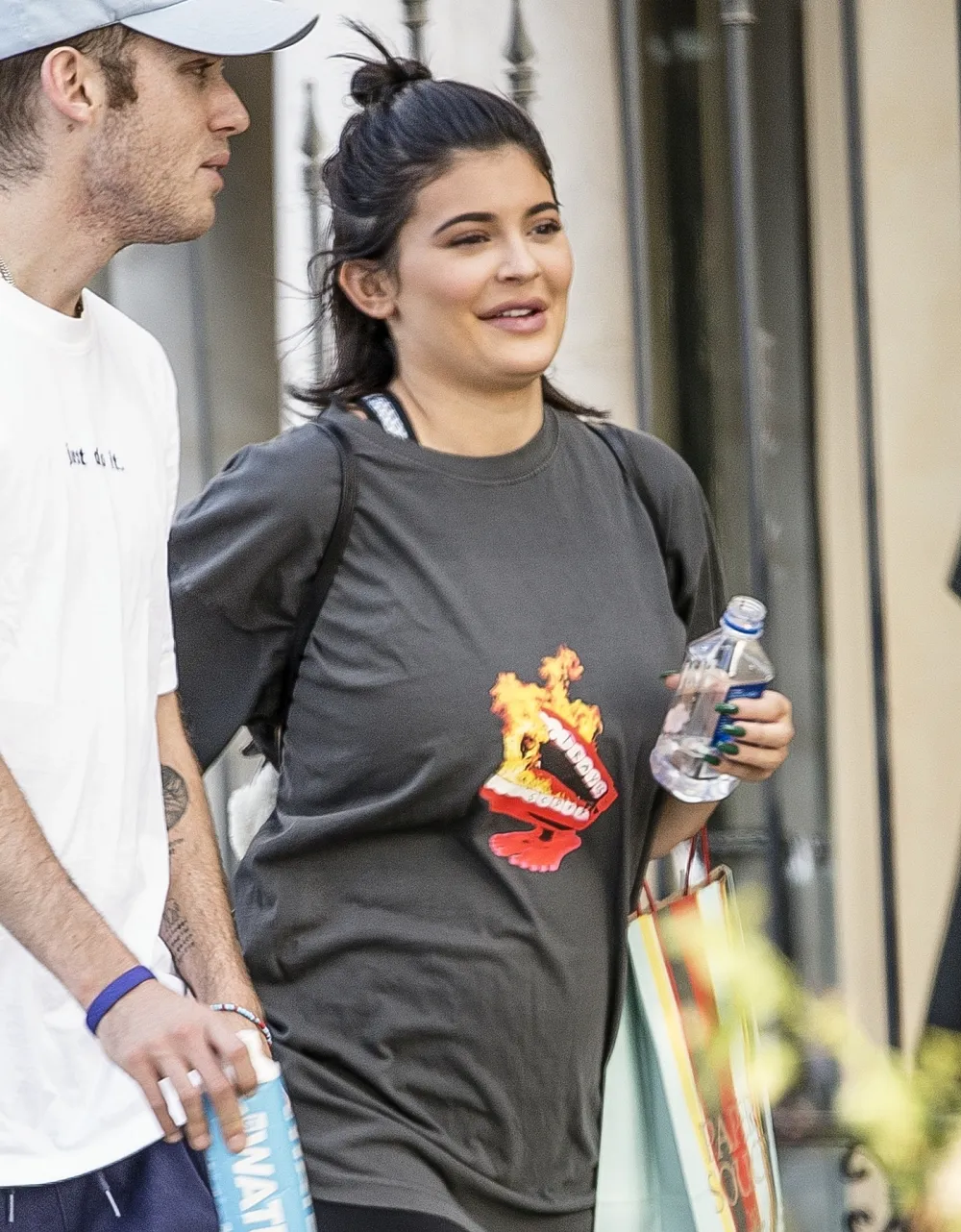 Kylie Jenner pregnant