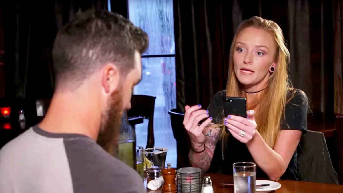 Maci Bookout and Taylor McKinney on 'Teen Mom OG'