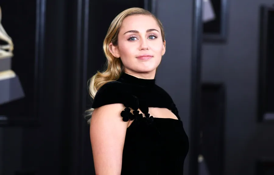 Miley Cyrus promo grammy