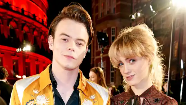 natalia-dyer-talks-charlie-heaton