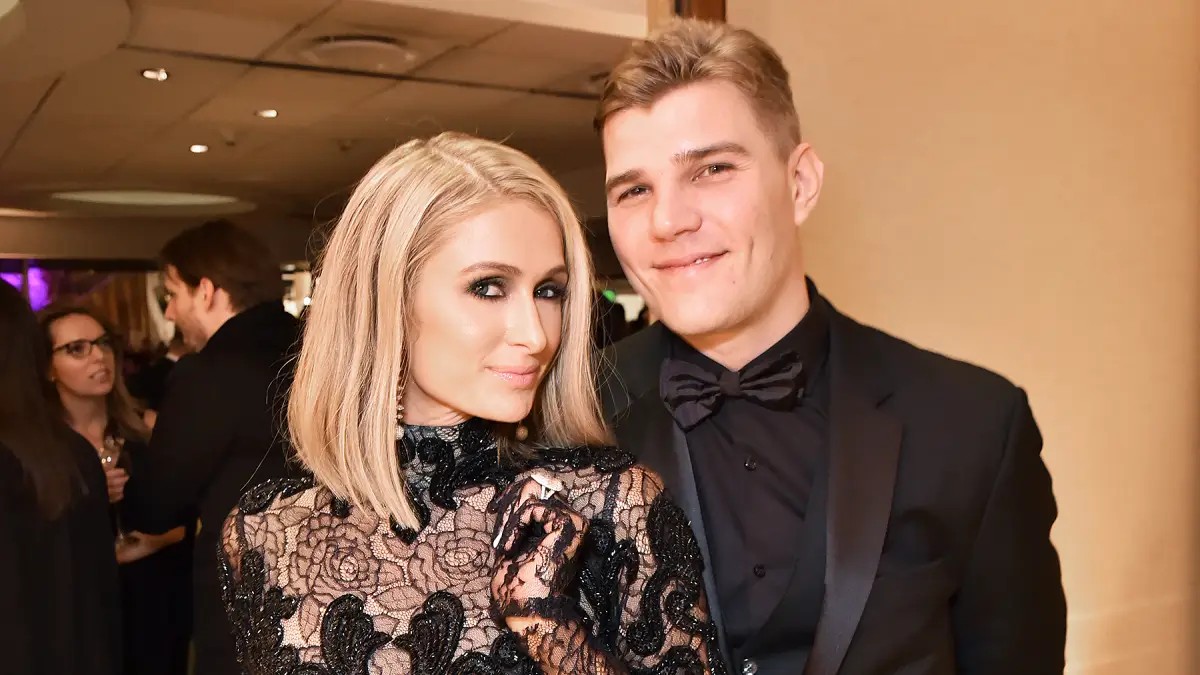 Paris Hilton Chris Zylka Three Weddings