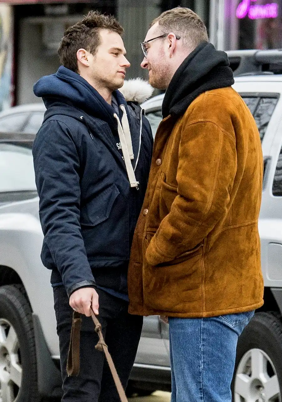 Sam-Smith-Brandon-Flynn-kiss