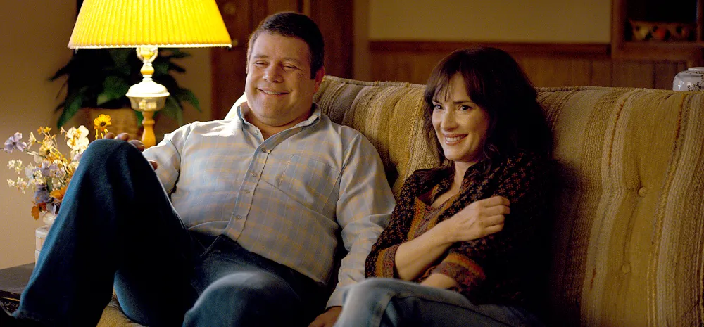 Sean Astin and Winona Ryder on Stranger Things