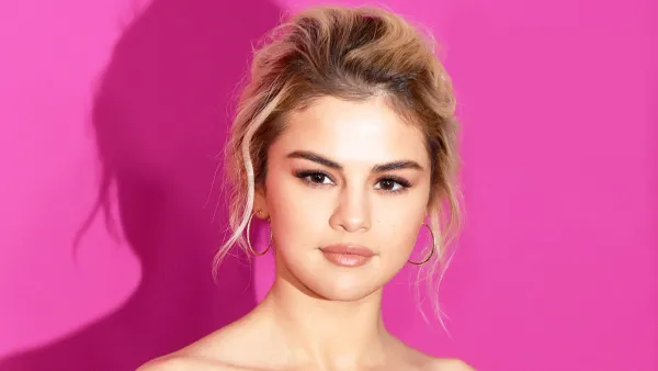 Selena Gomez attends the Billboard Women in Music 2017 at The Ray Dolby Ballroom at Hollywood & Highland Center in Hollywood, California.