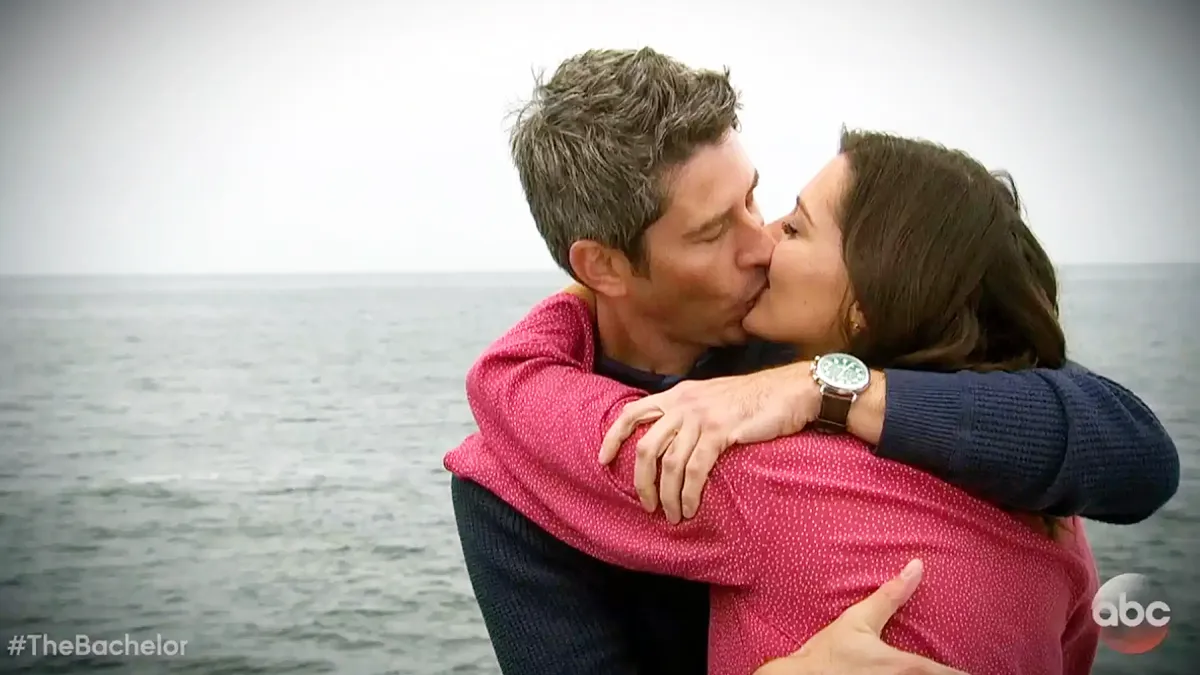 Arie Luyendyk Jr Becca K kissing