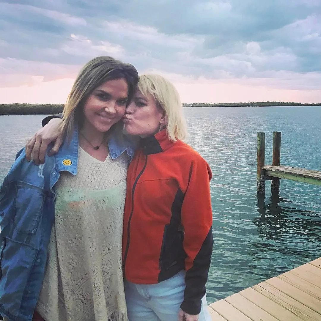 Arielle Kebbel, Sister, Julia, Missing, Instagram