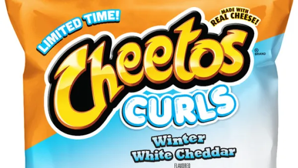 Cheetos Winter White Cheddar Curls