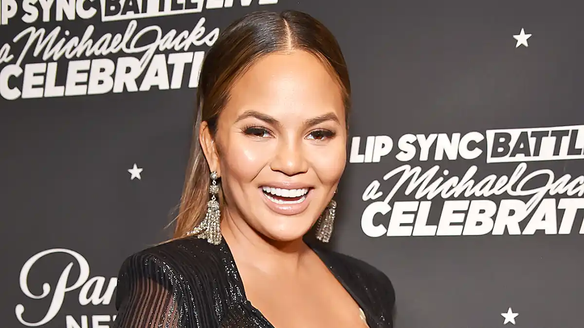 Chrissy Teigen Panera Bread rename soup