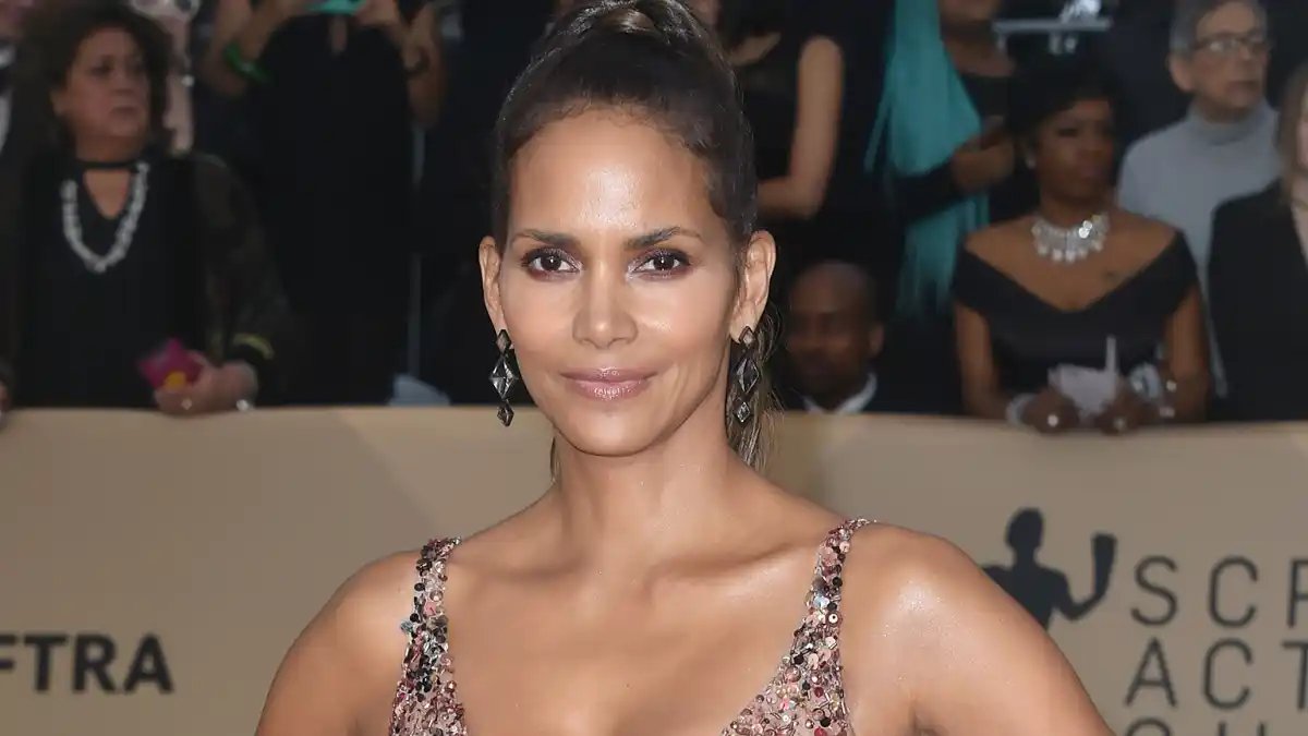 Halle Berry, Vincent Cirrincione, Manager, Assault, Instagram