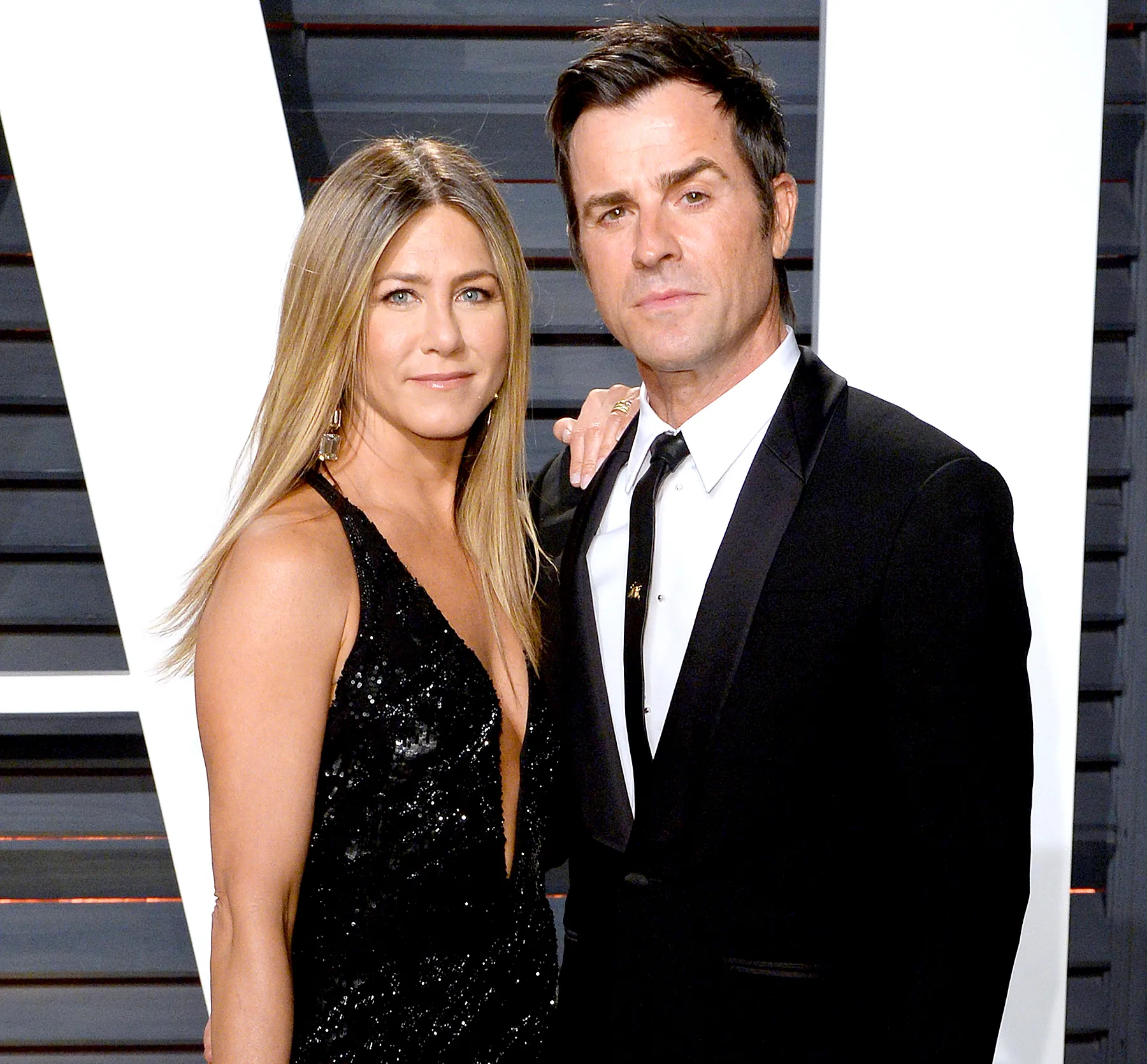 Jennifer-Aniston-Justin-Theroux-unhappy