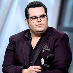 Josh-Gad-Mourns-Friends-Son-Who-Was-Killed-in-Florida-School-Shooting