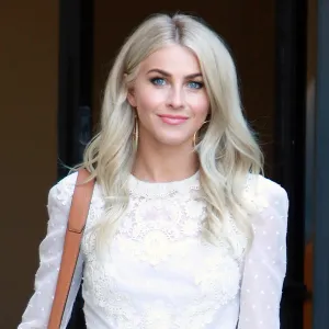 Julianne Hough blonde