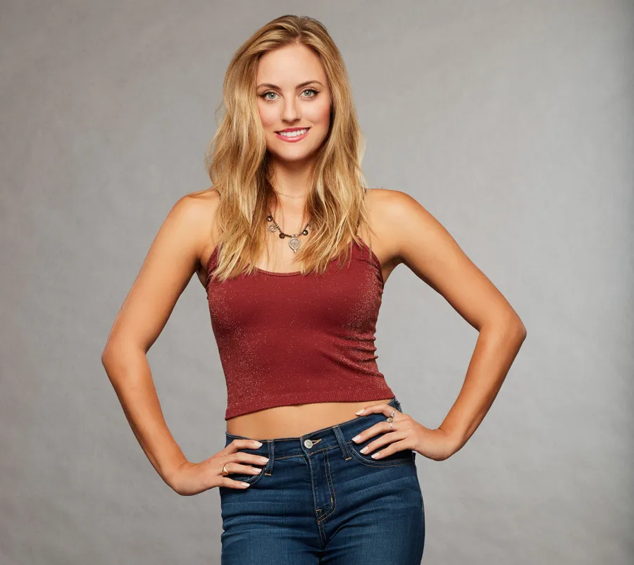 Arie bachelor kendall long