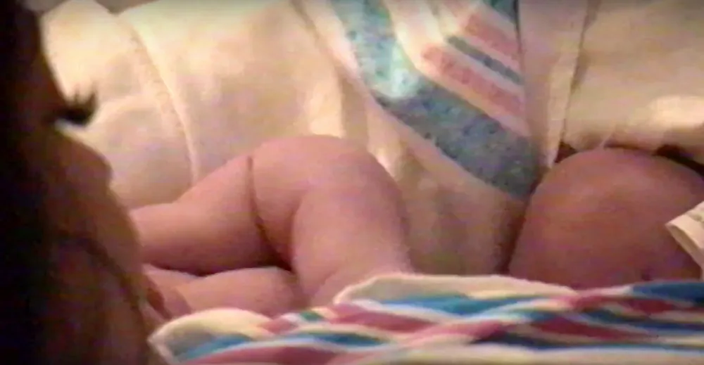 Kylie Jenner, Baby Girl, Daughter, Born