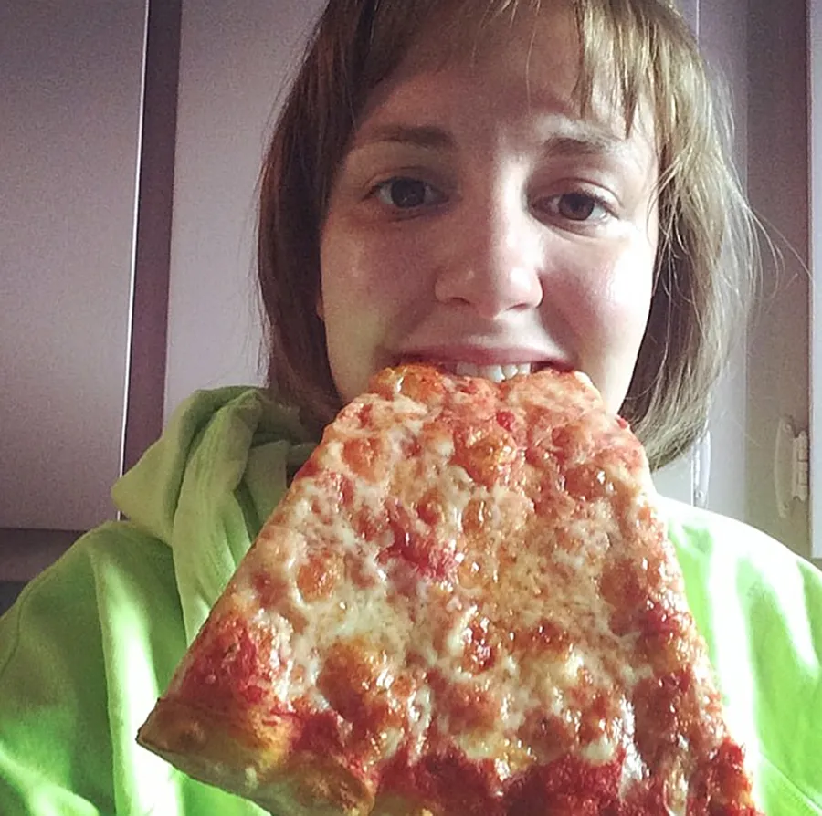 Fast Food Lena Dunham pizza