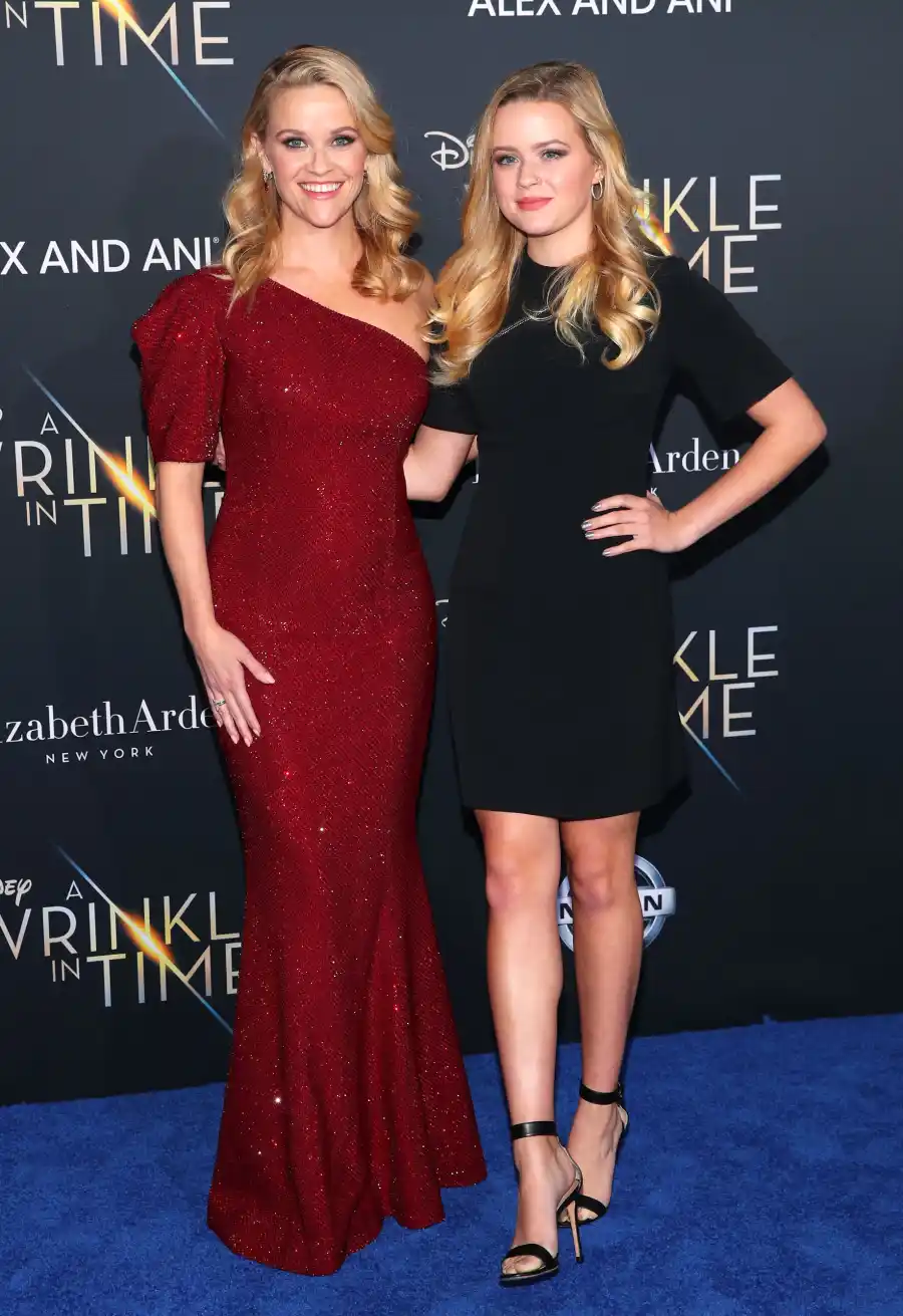 Reese Witherspoon and Ava Phillippe
