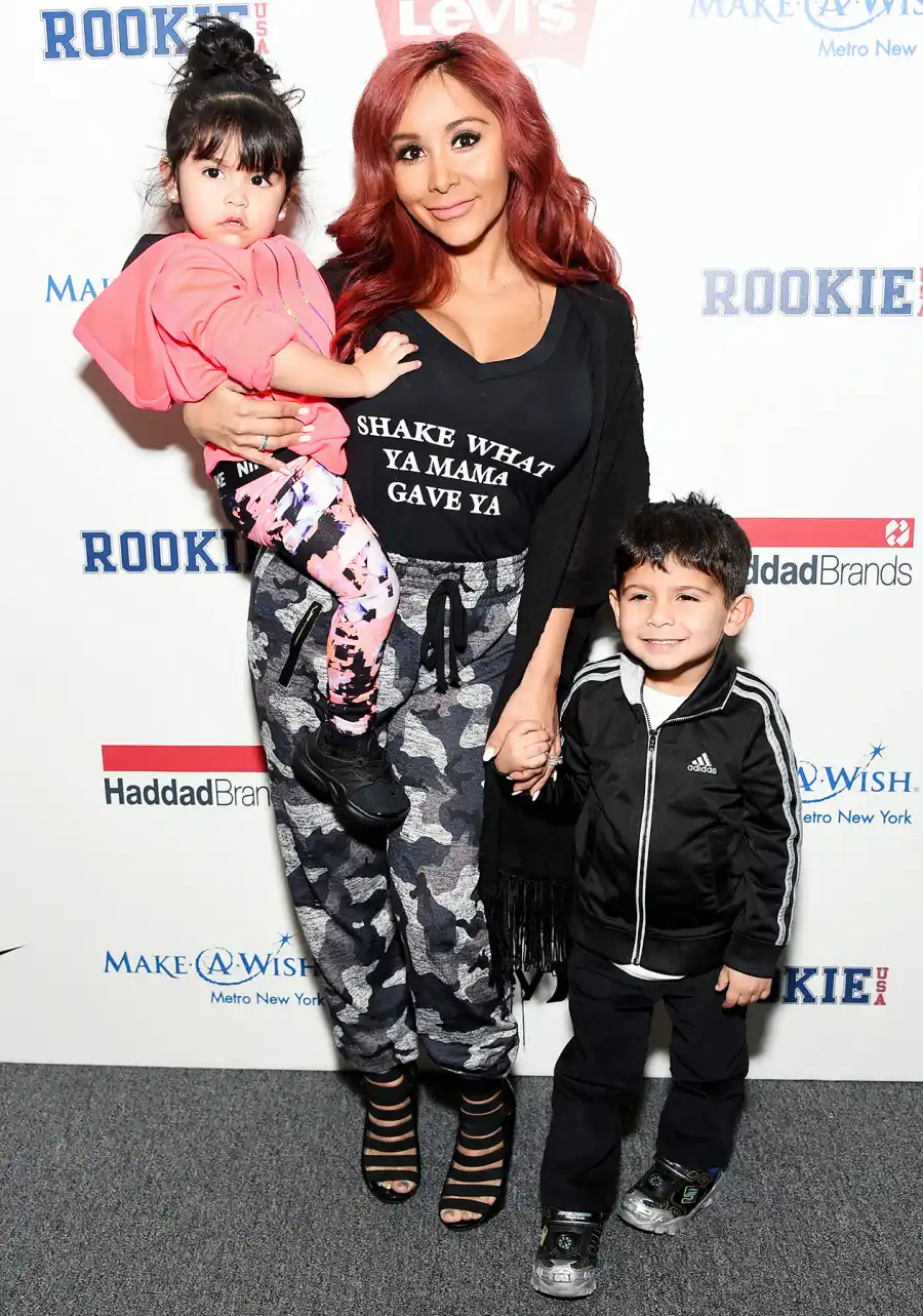 Young Hollywood Moms Nicole 'Snooki' Polizzi Giovanna Lorenzo